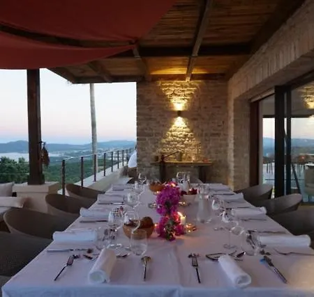 L'arbousiere Gæstehus 4*