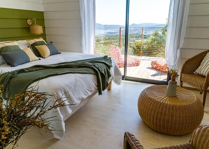 Casa de hóspedes L'arbousiere 4*