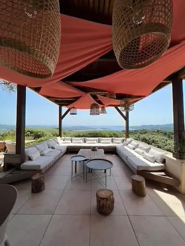 Casa de hóspedes L'arbousiere