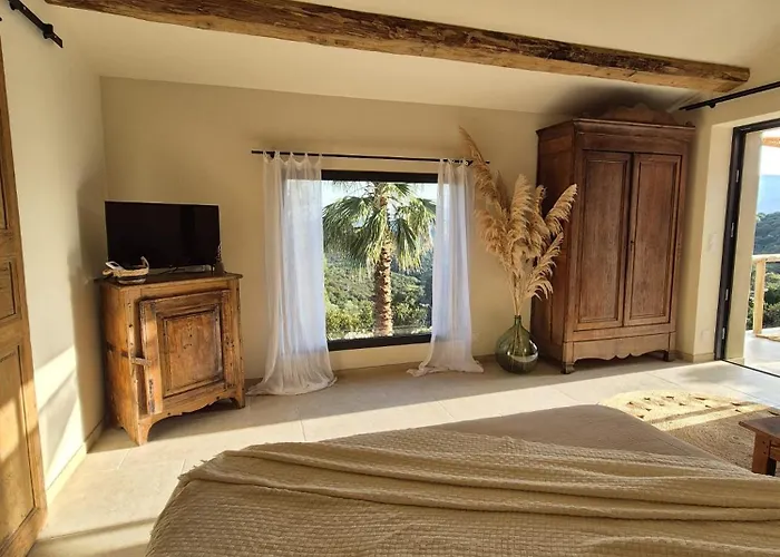 Casa de hóspedes L'arbousiere